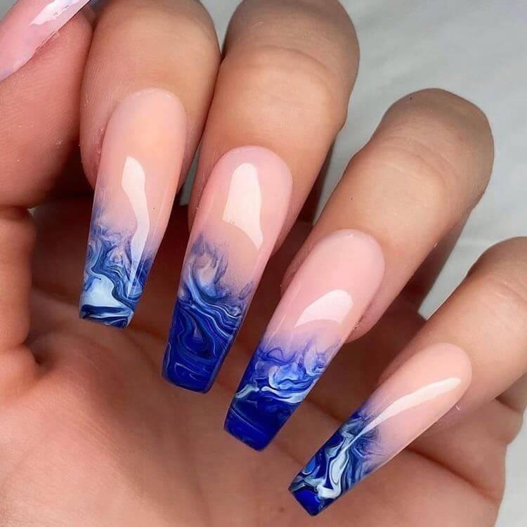 manicure cape